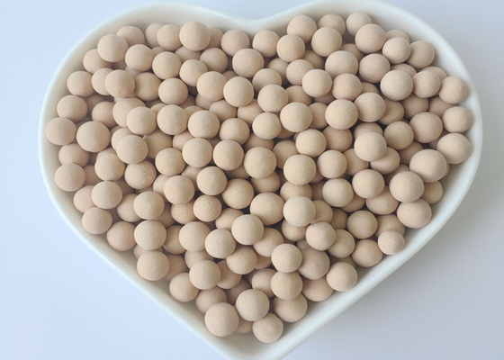 13X โมเลกุล Sieve Desiccant ค่า PH 6-8 ขนาดอนุภาค 3.0mm -5.0mm