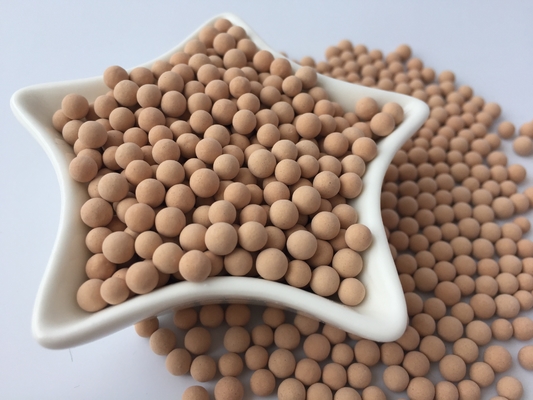 3 - 5mm 4A Molecular Sieve Desiccant Granular สำหรับการดูดซับและการทำให้บริสุทธิ์